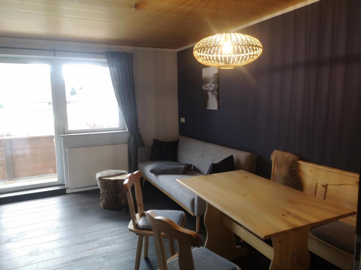 Ferienwohnungen Haus Almrausch บีเคลบาค ภายนอก รูปภาพ