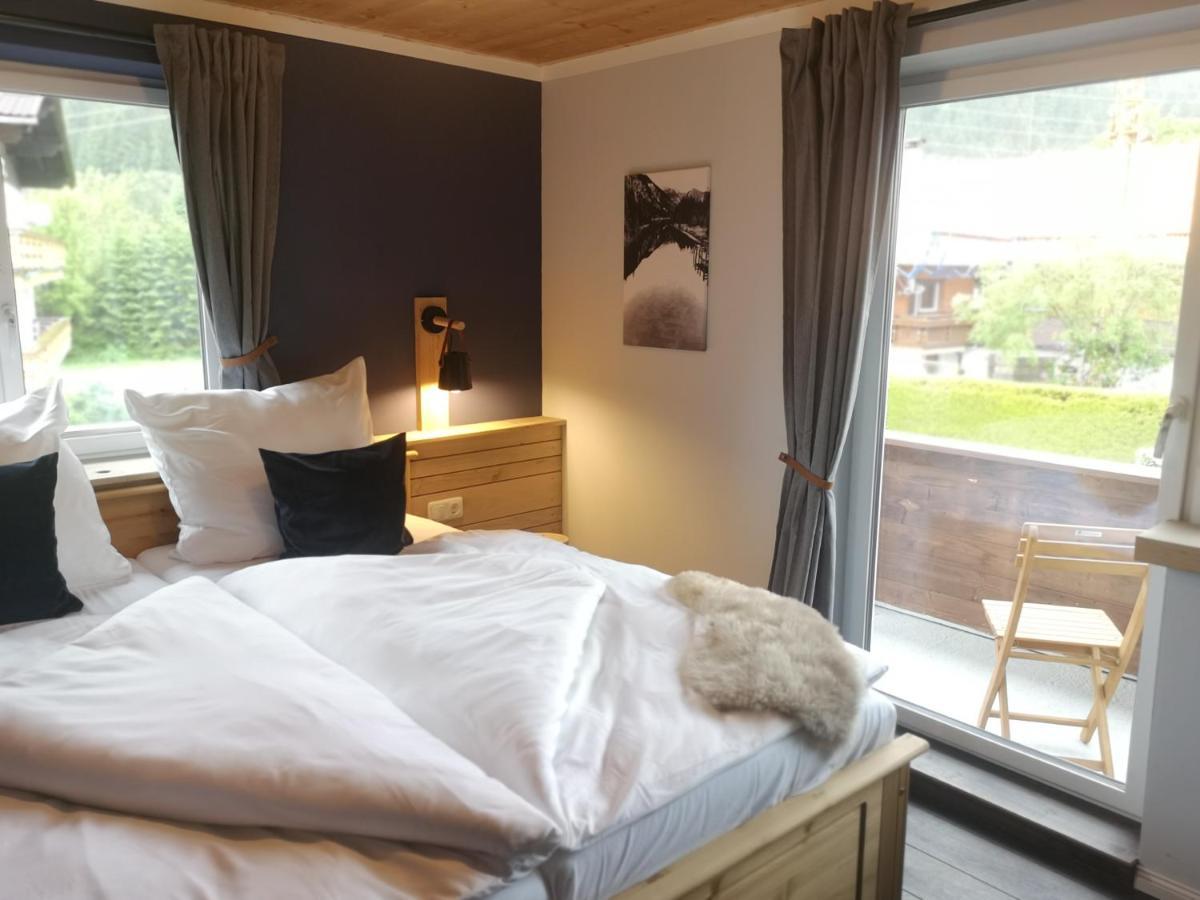 Ferienwohnungen Haus Almrausch บีเคลบาค ภายนอก รูปภาพ