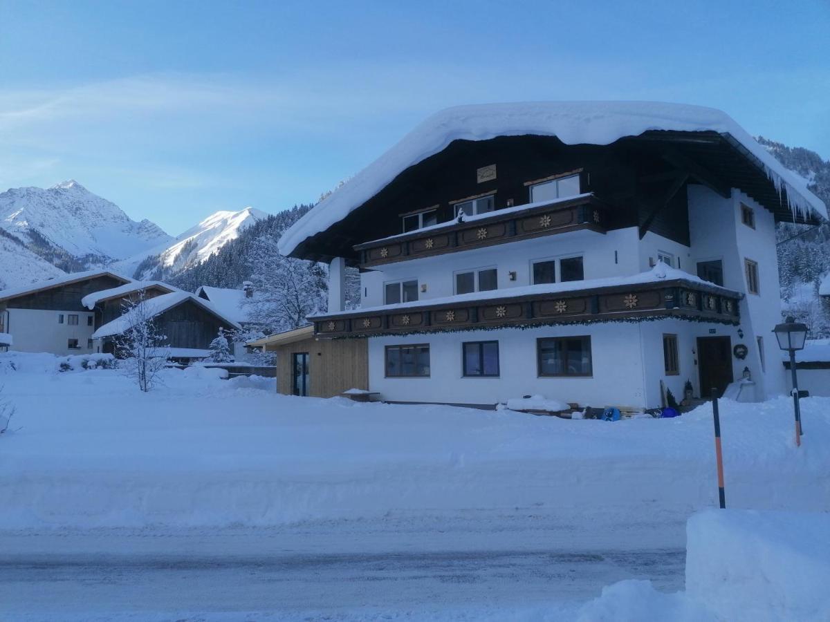 Ferienwohnungen Haus Almrausch บีเคลบาค ภายนอก รูปภาพ