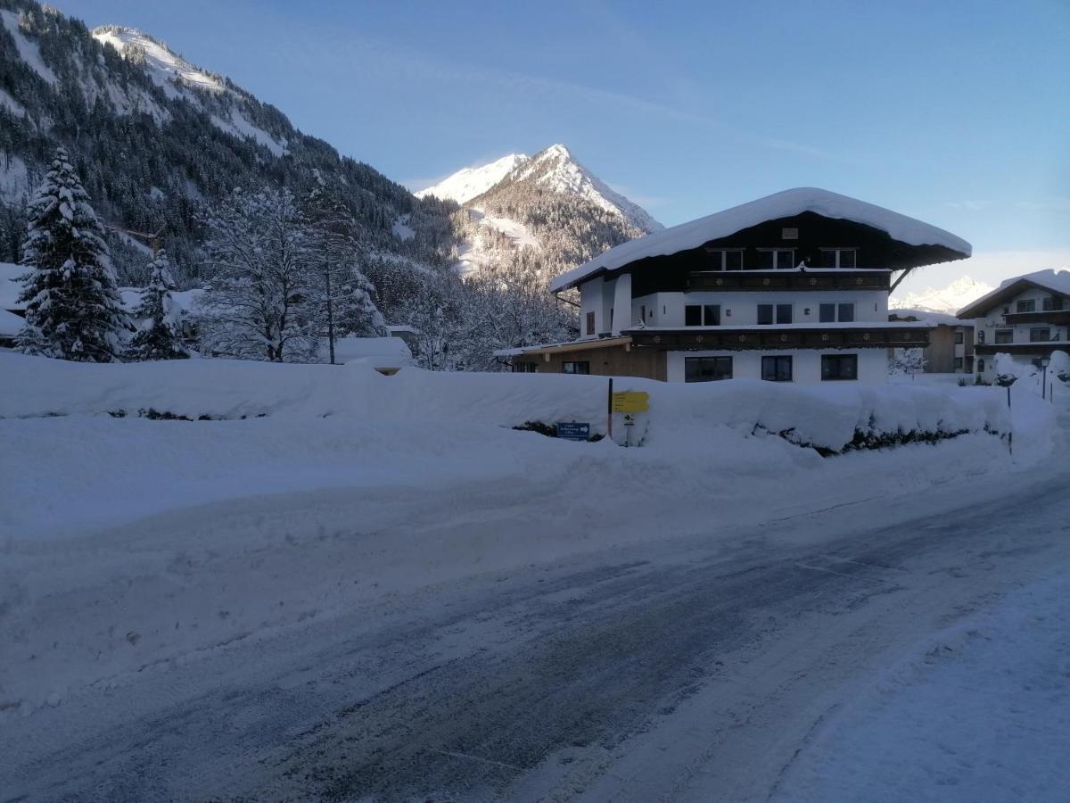 Ferienwohnungen Haus Almrausch บีเคลบาค ภายนอก รูปภาพ